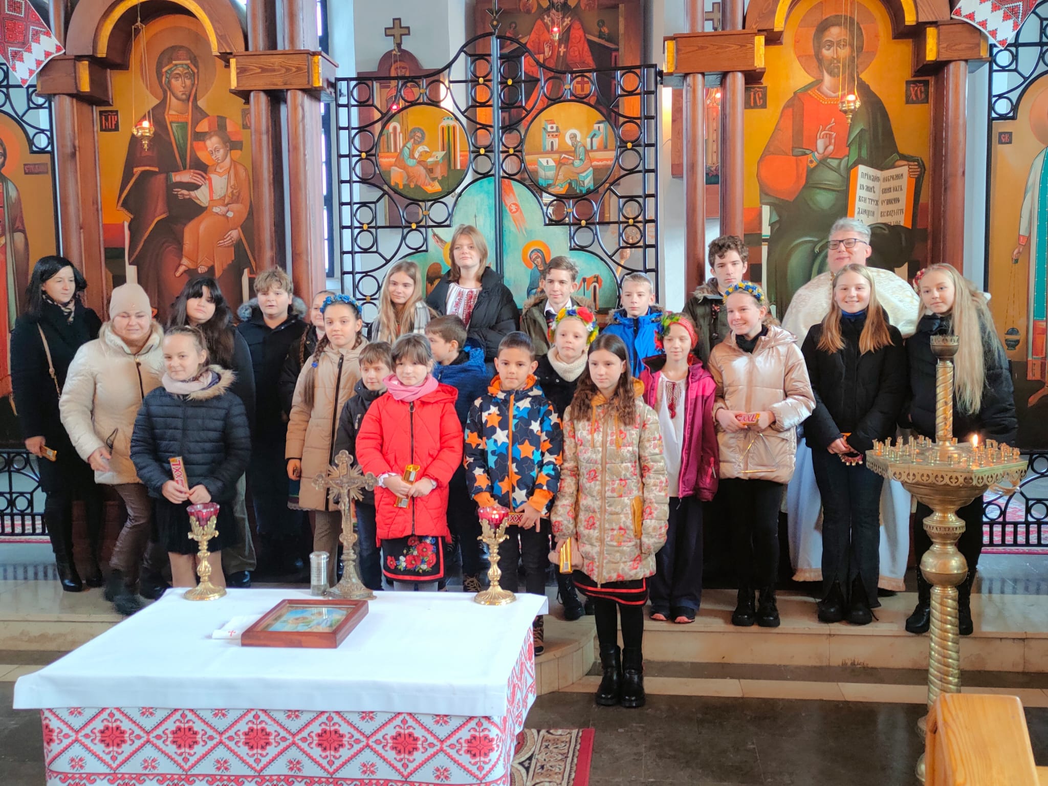 Колядування дітей у Битівській церкві